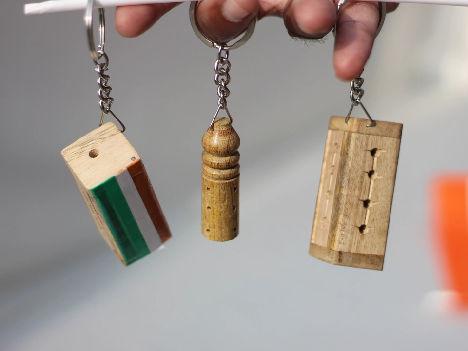 Wooden key chain  uploaded by baliagency11@gmail.com on 12/12/2022