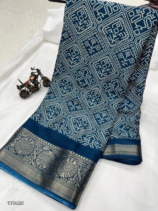 Product image of Soft dola silk saree, price: Rs. 1050, ID: soft-dola-silk-saree-2ae727b4