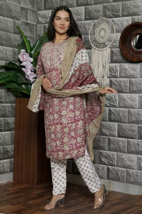 Fully cotton 3 pics full suit  uploaded by Namaskar Textile on 12/12/2022