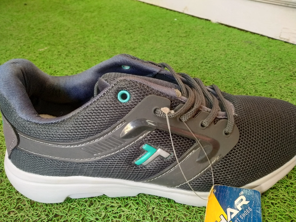 Post image I want 50+ pieces of Sports shoes. I am looking for Available in Wholesale .