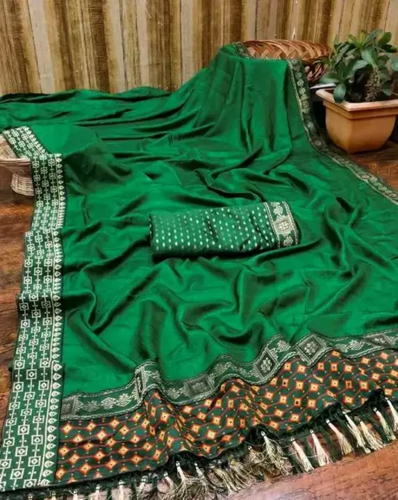 Saree uploaded by business on 12/12/2022
