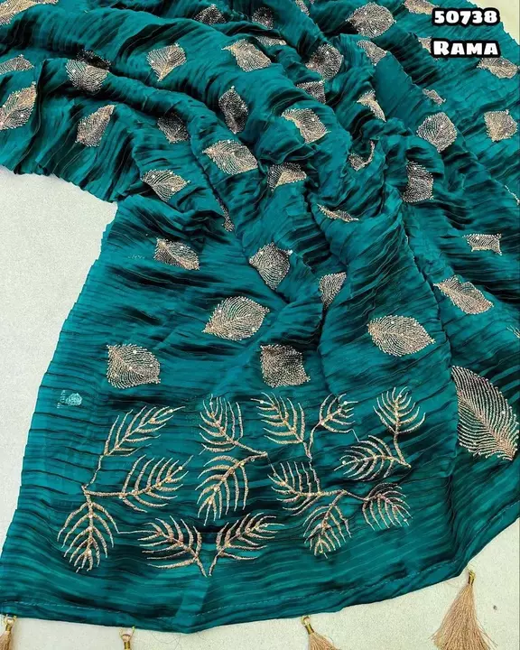 Georgette crush sarees uploaded by business on 12/12/2022