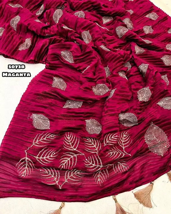 Georgette crush sarees uploaded by Style.boutiquey on 12/12/2022