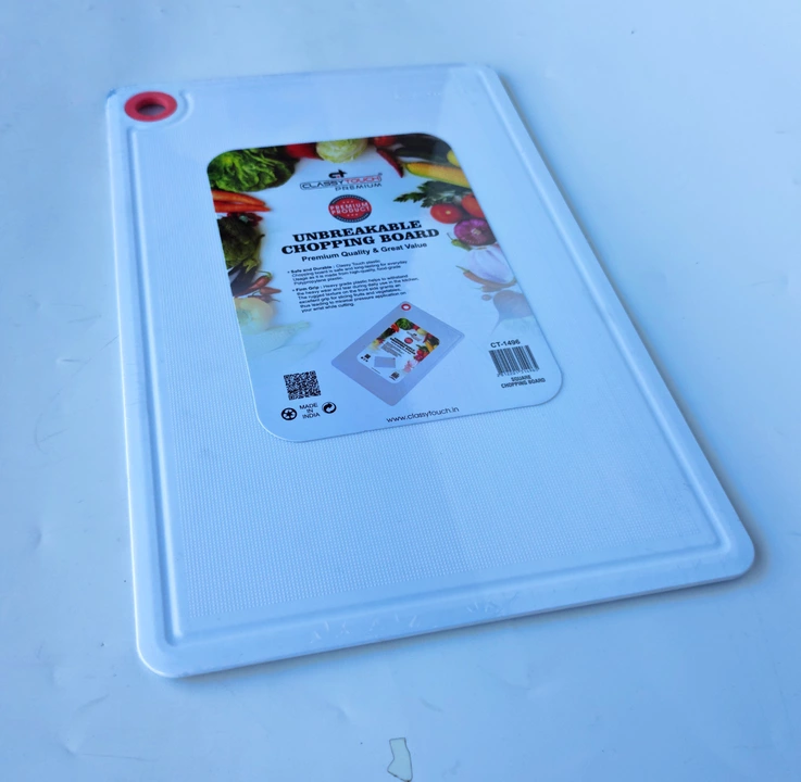 OVAL & SQUARE CHOPPING BOARD uploaded by CLASSY TOUCH INTERNATIONAL PVT LTD on 12/13/2022