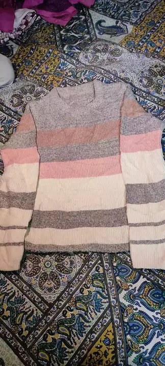 Winter fashionable sweater  uploaded by R.K collection  on 12/13/2022