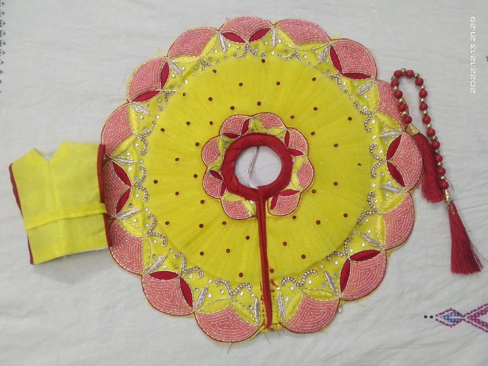 Gopal ji dress handembodri  uploaded by Krishnaji Sringar on 12/13/2022