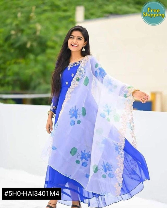 Dress uploaded by Dhaarmi Fashion on 12/14/2022