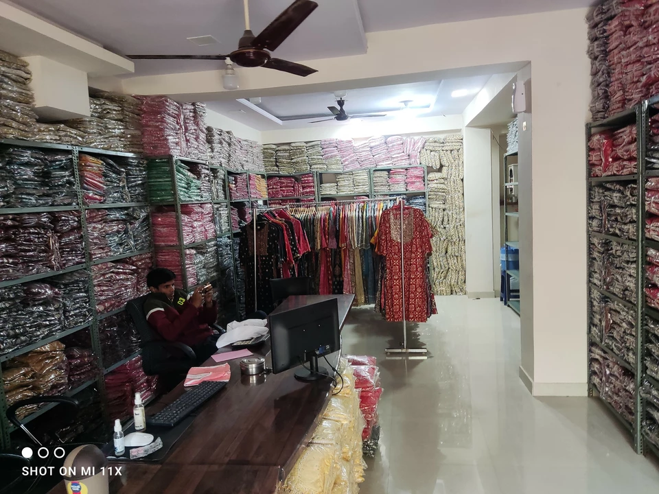 Shop Store Images of Khushi fashion hub