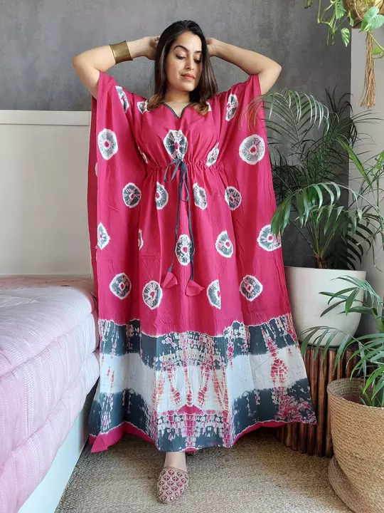 Post image *OFFER PRICE**🍁🍁🍁All available*🍁🍁🍁🍁🔸️Hand *Block printed KAFTAN**🔸️Authentic PRINT, with natural colours.**🔸️100% Pure cotton*
*🔸️Free Size up 36 to 52 ..     Length : 52 inch**🔸️ collection.BOOK FAST.**Note: full stock available.*