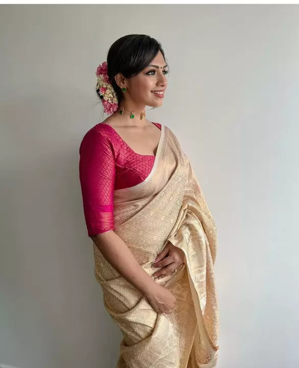 Banarasi sof silk saree  uploaded by DHANANJAY CREATIONS on 12/16/2022