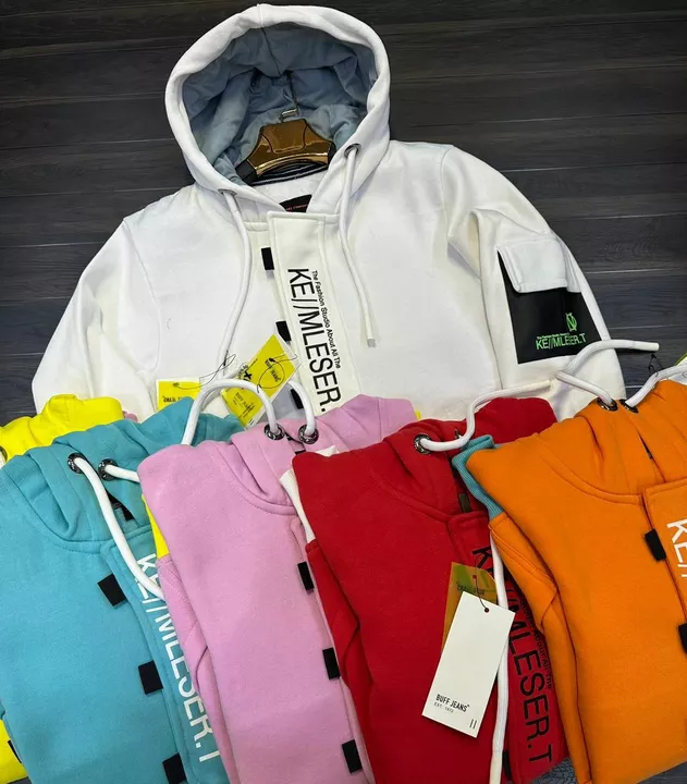 Post image I want 1-10 pieces of Hoodies  at a total order value of 5000. I am looking for M to XL  , smooth febric . Please send me price if you have this available.