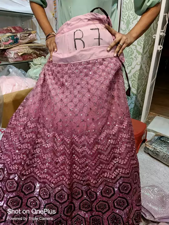 Post image I want 1 pieces of Lehenga at a total order value of 1000. I am looking for 44
Xxxl. Please send me price if you have this available.