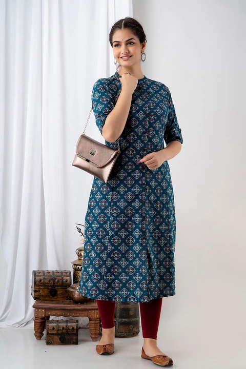 Post image I want 11-50 pieces of Kurti at a total order value of 10000. Please send me price if you have this available.