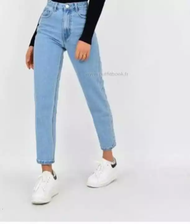 Post image I want 100 pieces of Jeans at a total order value of 350. I am looking for Mom fit Size 28se34 price 350 wholesale only jinko Lena h wo msg Karen Har design me jeans available. Please send me price if you have this available.