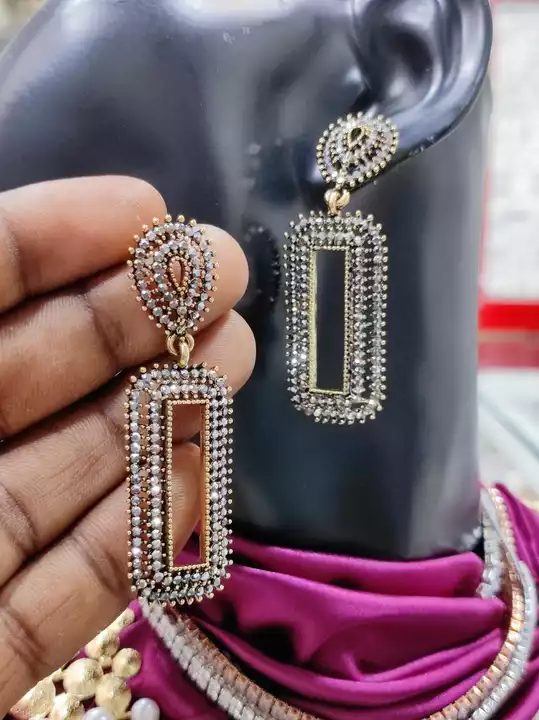 Imitation jewellery ear ring  uploaded by Shree khimaj mata jewellery  on 12/17/2022