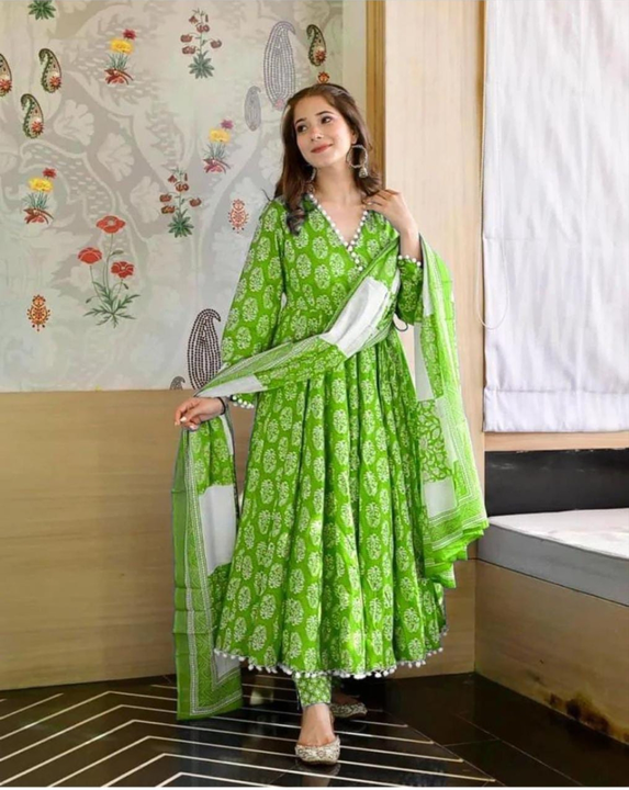 RM Anarkali Reyon sluv Green printed set with paint and dupptta  uploaded by Jagdamba creations on 12/18/2022