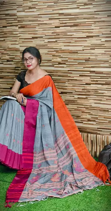 Khadi cotton hand weaving jamdani saree with blouse piece  uploaded by Asexzim on 12/19/2022