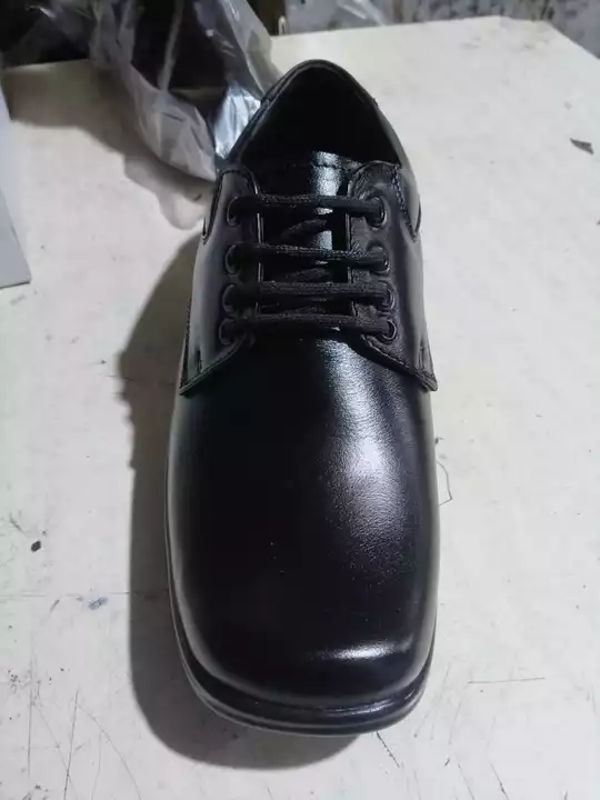 Genuine leather shoes  uploaded by Uma shoe factory on 12/19/2022