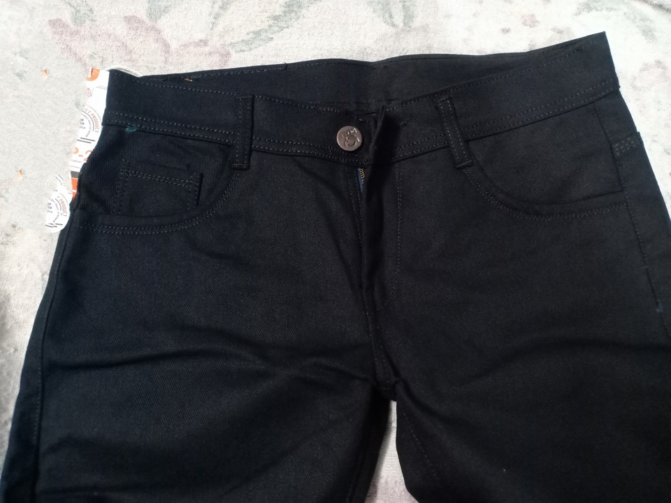 Post image Men black jeans slim fit 
Good quality 💯👌