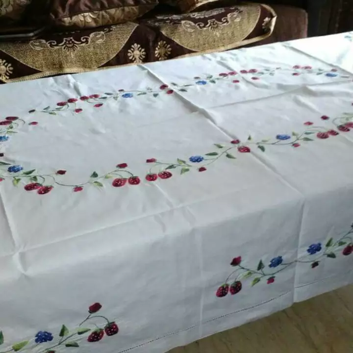 BED SHEETS TABLE CLOTH HANDKERCHIEF  uploaded by STICH KRAFTS on 12/19/2022