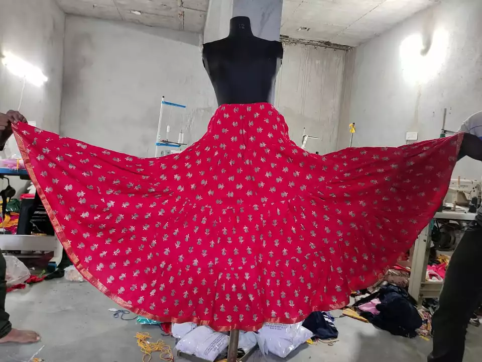 5 meter skirt with dimond lace uploaded by M/S SAROJ ENTERPRISES on 12/19/2022