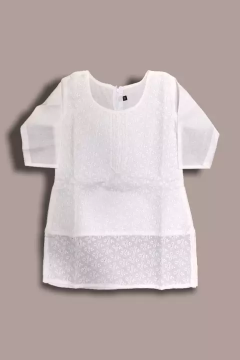 Product image of Plain white Kurti sizes. 3/4th sleeves , price: Rs. 174, ID: plain-white-kurti-sizes-3-4th-sleeves-f0d9ca2d