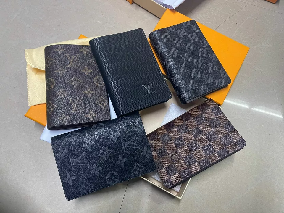Lwtc
Passport holder imported leather uploaded by XENITH D UTH WORLD on 12/20/2022