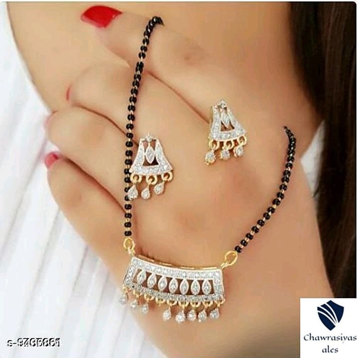 Catalog Name:*Feminine Chunky Mangalsutras*
Base Metal: Alloy
Plating: Gold Plated
Stone Type: Cubic uploaded by Get ownerd on 2/3/2021