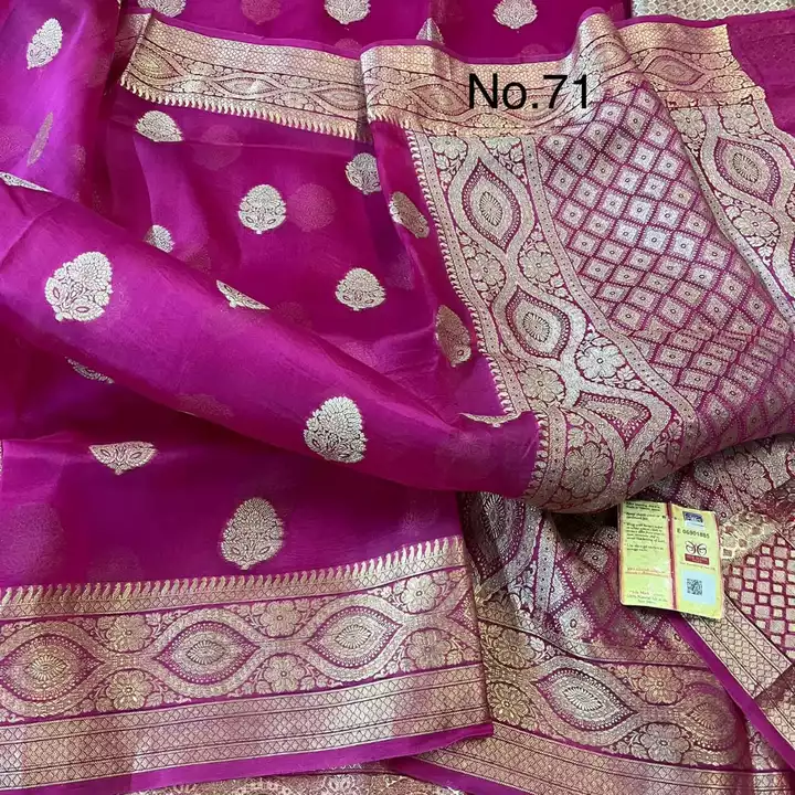 Post image Kota organza Jacquard weaving saree
With running blouse piece

DM or wp 7667191084