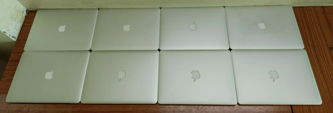 🤩🥳👉🏻 *Macbook Pro A1502(2015)

 uploaded by Amazing Trading on 12/21/2022