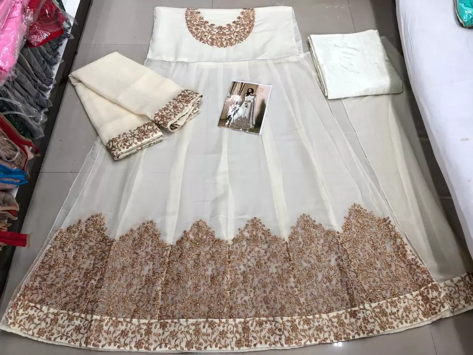 Product uploaded by Royal Collection Surat on 12/22/2022