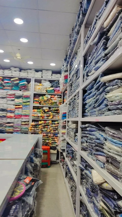 Warehouse Store Images of SM WHOLSALE JEANS & SHIRTS