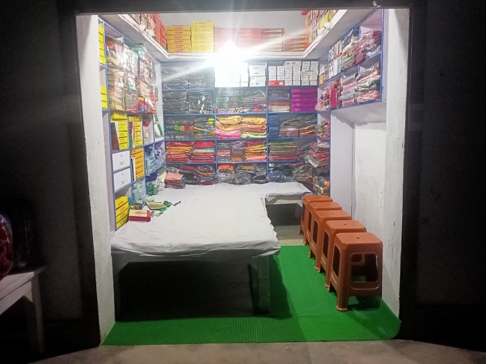 Shop Store Images of Gaushiya vashtralay