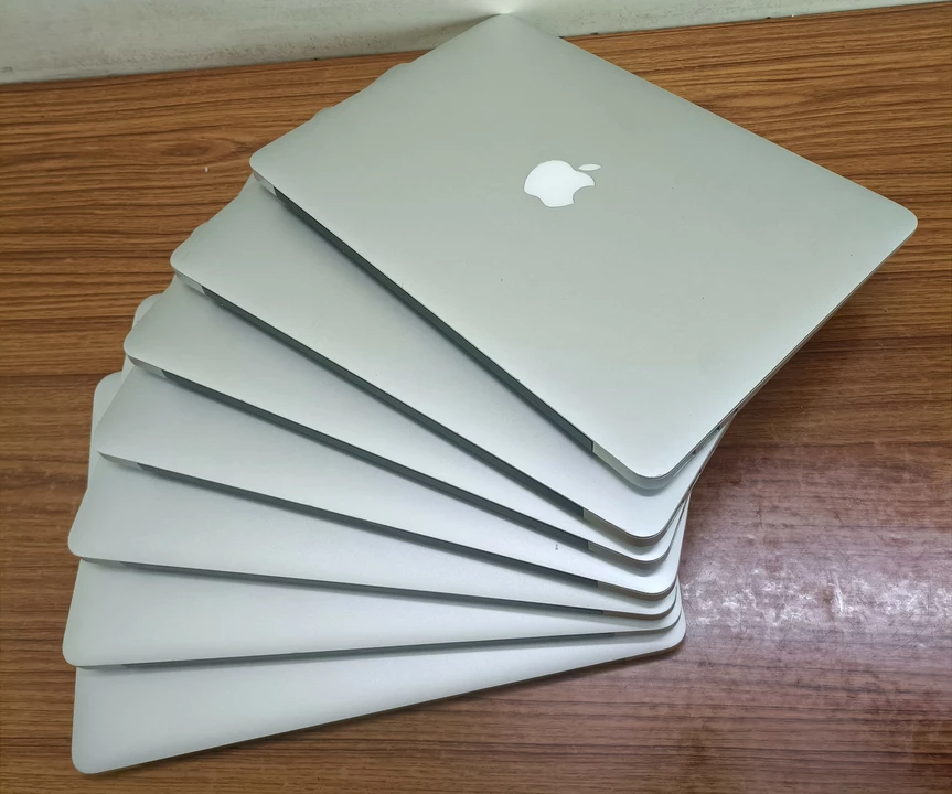 Macbook Air I5(2015-2017) uploaded by business on 12/23/2022