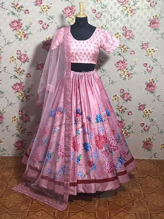 PARTY WEAR LEHNGA CHOLI uploaded by business on 2/4/2021