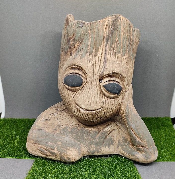 Post image Ceramic Groot planter @530/- rs. 
Size 7" Free shipping
