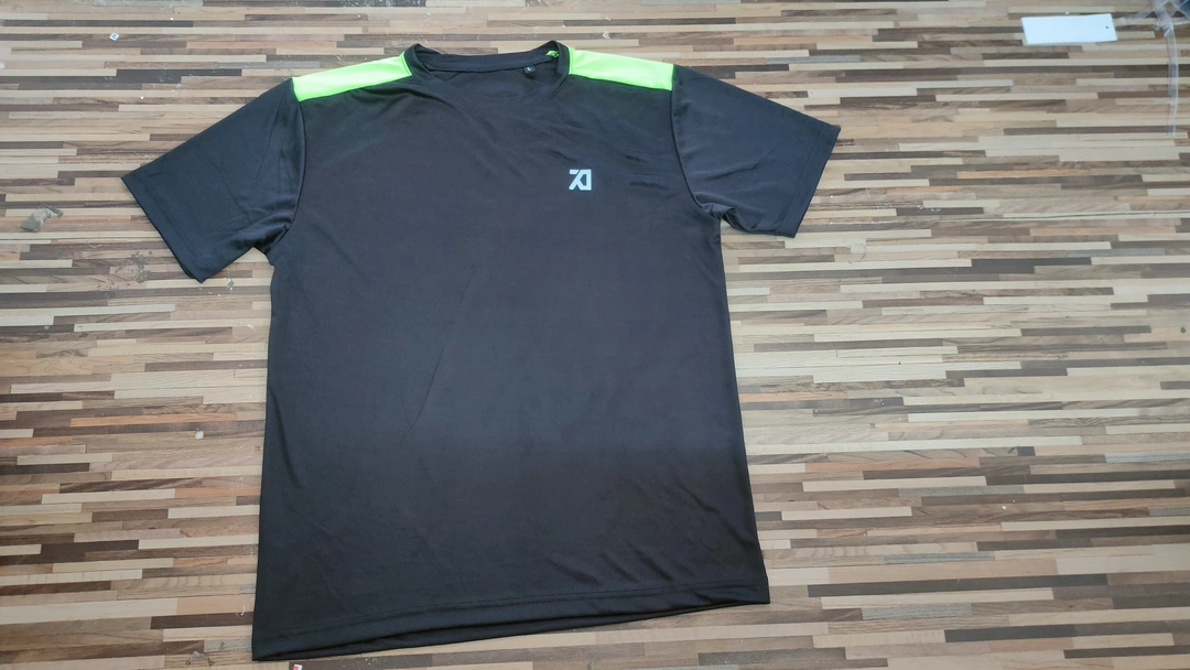 Men's t-shirt  uploaded by VK garments on 12/24/2022