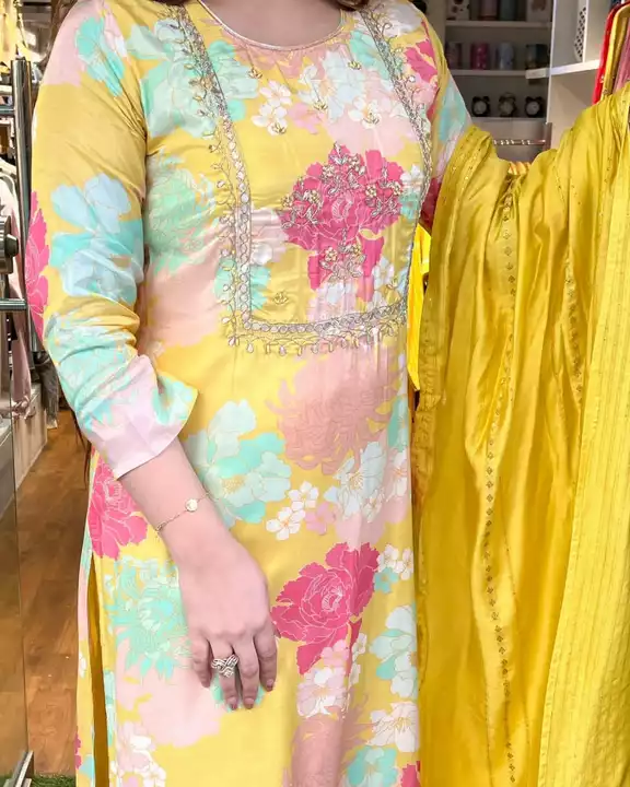 *This summer session wear the summer look  kurti with pent dupppta🥰*
*kurti+ pent+ dupptta*
  
*Fab uploaded by JAIPURI FASHION HUB on 12/25/2022