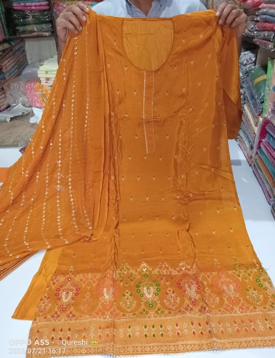 Dolla silk Banarsi uploaded by Naina Manufacturer on 12/26/2022