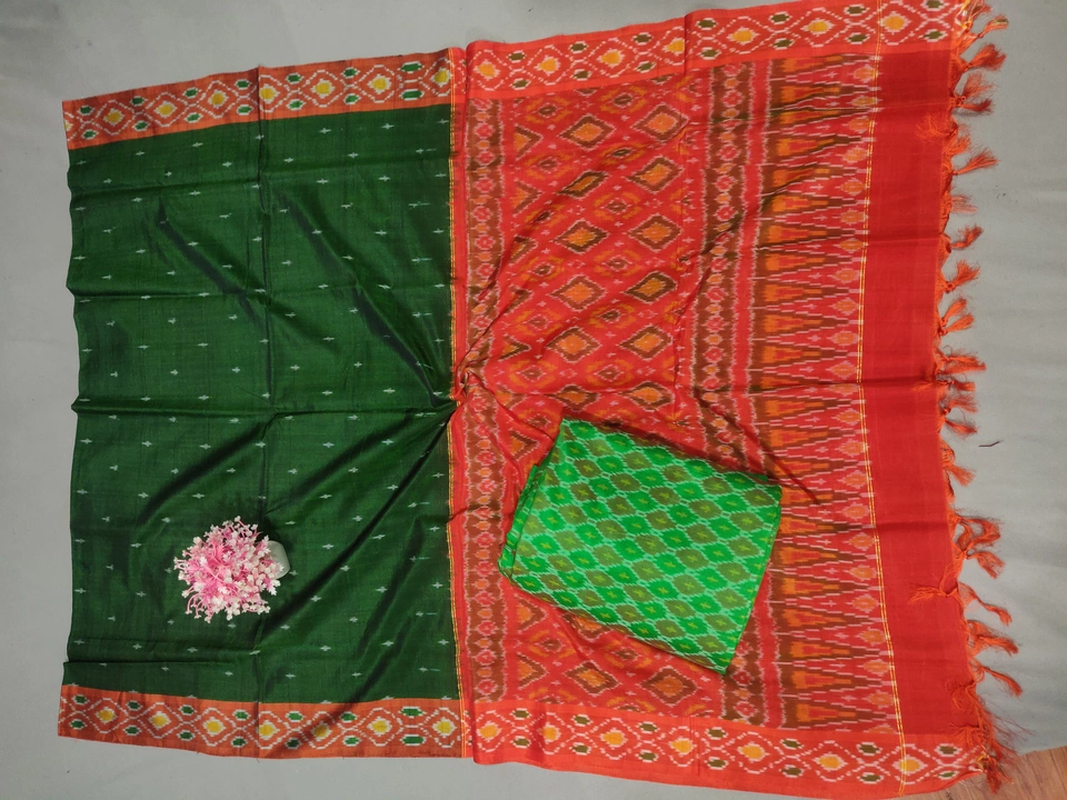 IKKAT SEIKO DRESS MATERIALS uploaded by Sri Raja Rajeshwari Handlooms on 12/26/2022