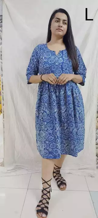 Post image *Indigo handblock cotton print frock style kurti*
Kurti pattern - V round neck with 3/4th sleeve
Length - 42" approx
Size - M to Xxl
Bulk and wholesale buyers please ping personally.
