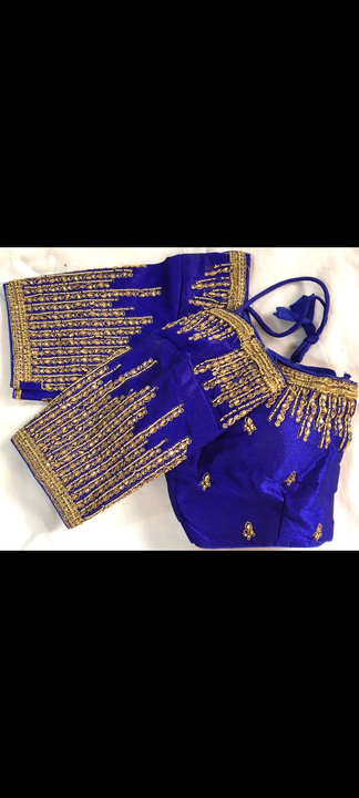 Blouse beautiful handwork  uploaded by Diyanka Textile on 5/11/2024