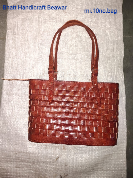 10 no. Leather bag# uploaded by Bhatt Handicraft Beawar on 12/28/2022