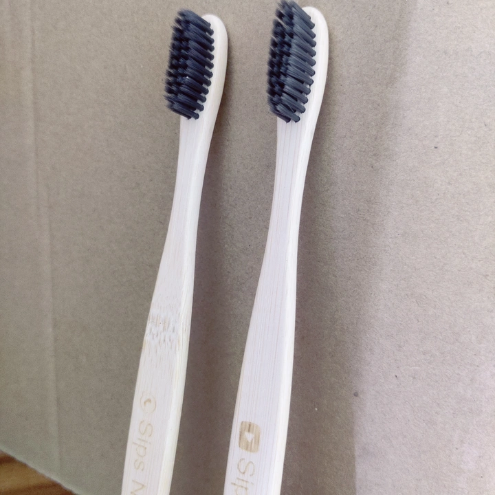 Bamboo Toothbrush pack of 2  uploaded by VANDANA OIL MILLS - लाकडी घाणा तेल on 12/28/2022