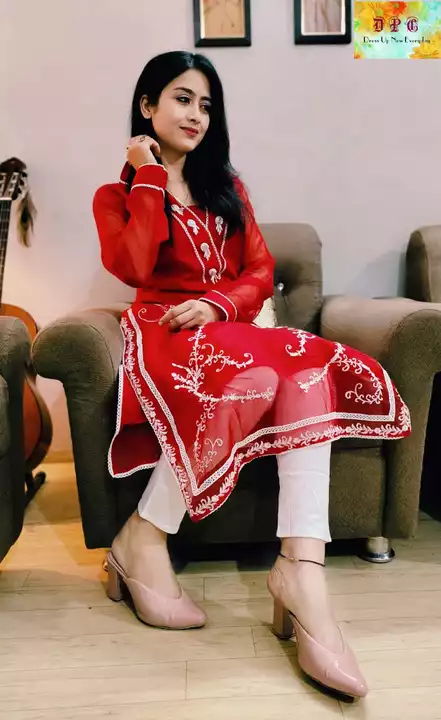 😍 *_DPC(Dress Up New Everyday)_* Launching *Stylish yet Beautiful Kurti Pant Set Crafted on Premium uploaded by Aanvi fab on 12/30/2022