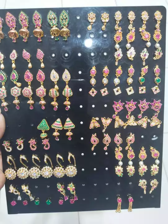 Product image of Earing, price: Rs. 150, ID: earing-5de59ed1