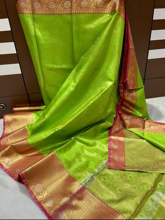 Broqet tissue saree uploaded by business on 12/31/2022