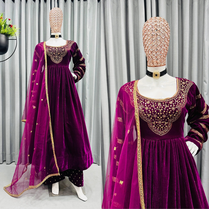 Dress uploaded by Narwariya ma Garments  on 12/31/2022