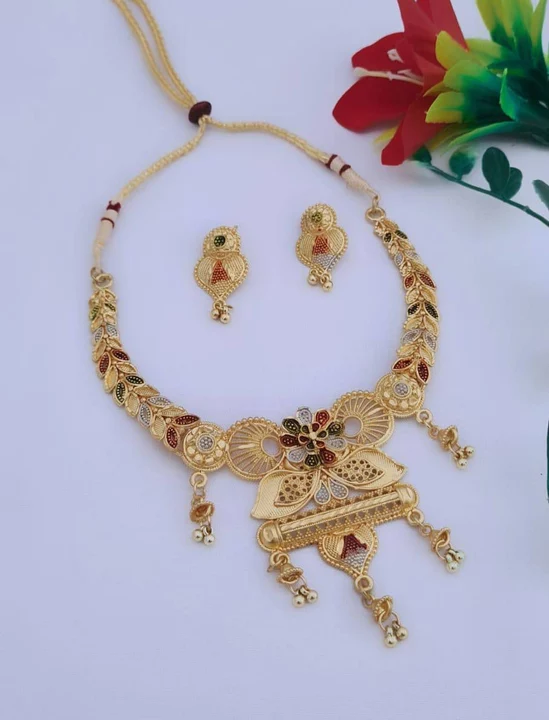 💗💗💗💗💗💗💗
 *INDIAN JEWELLERY*

          *necklace set*

     *RATE 380/- ONLY*
Ship extra
Mala uploaded by SN creations on 1/1/2023
