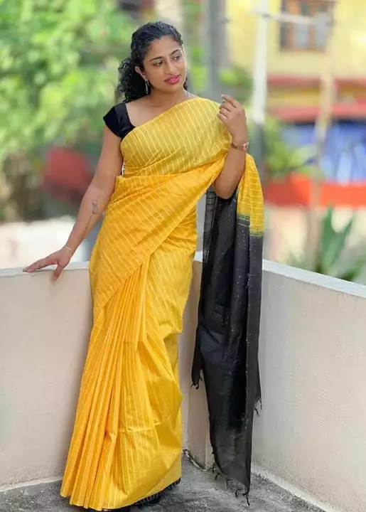 Post image Semi silk saree with contrast blouse
https://chat.whatsapp.com/LVr46NNAO455zBBnMPD4Qq